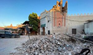 Masjid kuno di Marrakesh terdampak gempa.