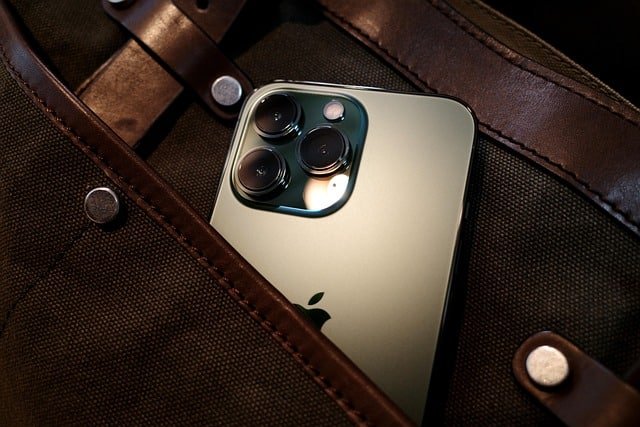 smartphone-7169689_640