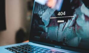 erik-mclean-sxiSod0tyYQ-unsplash